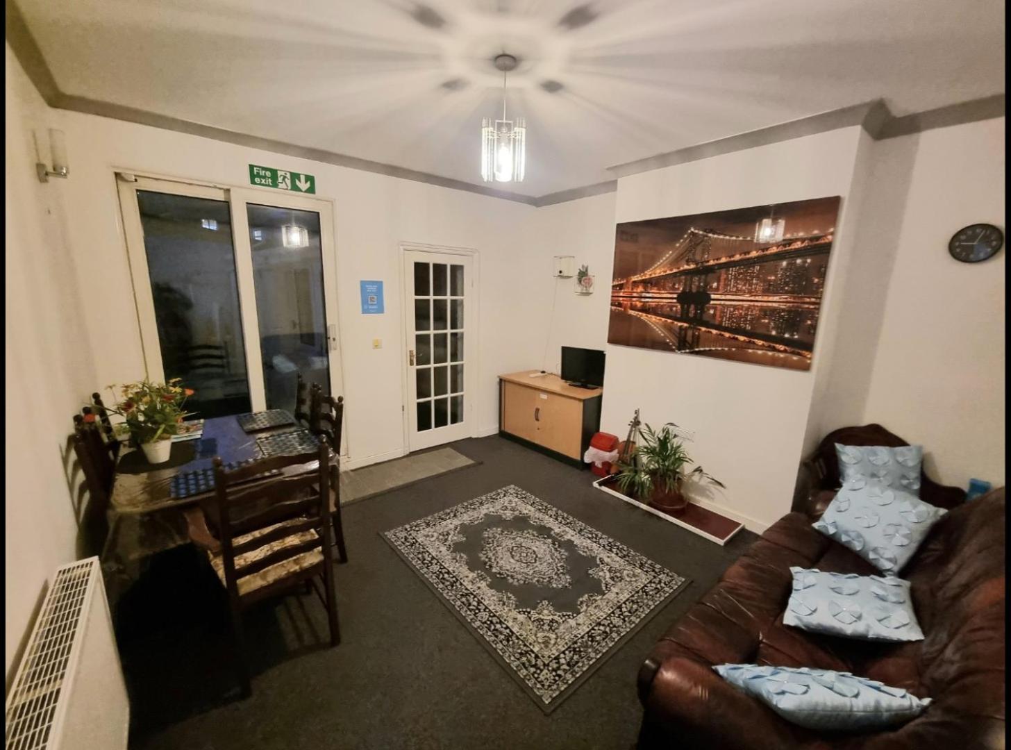 Plymouth Airbnb 외부 사진